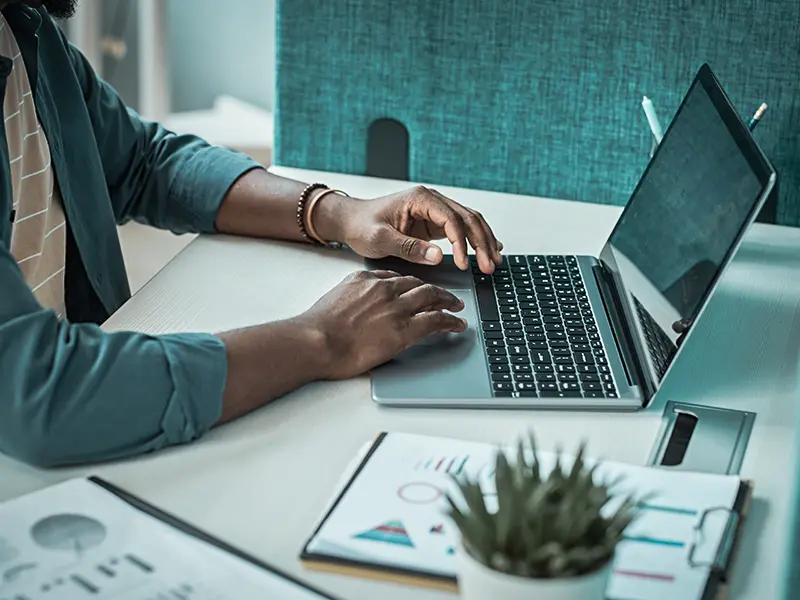 Save smarter with an Islamic Savings Account
